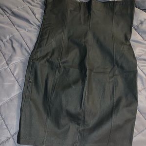 Black large pencil skirt never worn,